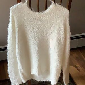 SO BRAND LARGE CREWNECK SWEATER IVORY